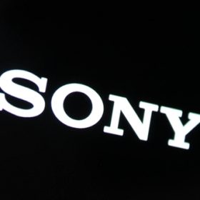 “Çerçevesiz” Sony Levander sızdırıldı