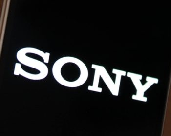 “Çerçevesiz” Sony Levander sızdırıldı