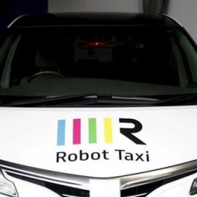Japonya sürücüsüz robot taksileri 2016’da test etmeye başlayacak