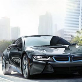 BMW, i8 hibrit modelini tamamen elektrikliye geçirmeyi düşünüyor