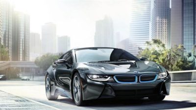 BMW, i8 hibrit modelini tamamen elektrikliye geçirmeyi düşünüyor